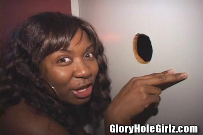 Glory Hole Girlz: Sâni drăguți aparat dentar curva neagră suge pule curva spermă...