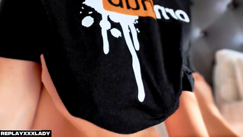 ReplayXXXLady: POV-het MILF lär styvson hur man knullar och tar sperma...