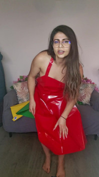 92. Apron Queen Testing Aprons Mia Niqab