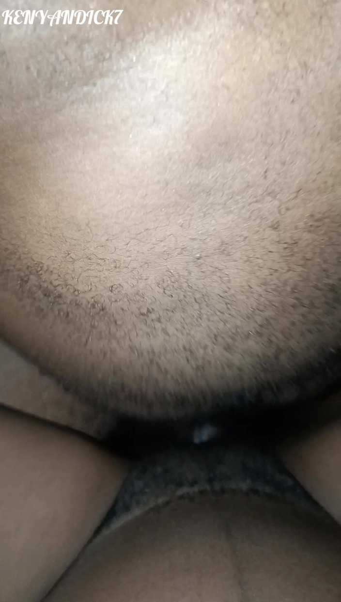Kenyan Dick7: Universidad - nena peluda de ébano follada a pelo en misionero después...