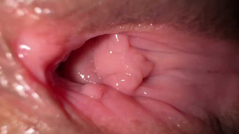 Gigi oficial: Moskow 18 Y.o. Teen Blond Pees on Camer for the First...