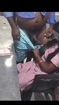 Tamilisches 18+ mädchen