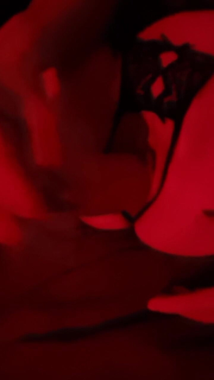 Deessenympho: Tam anlamıyla