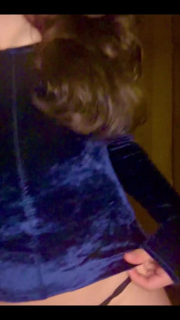 3046940418