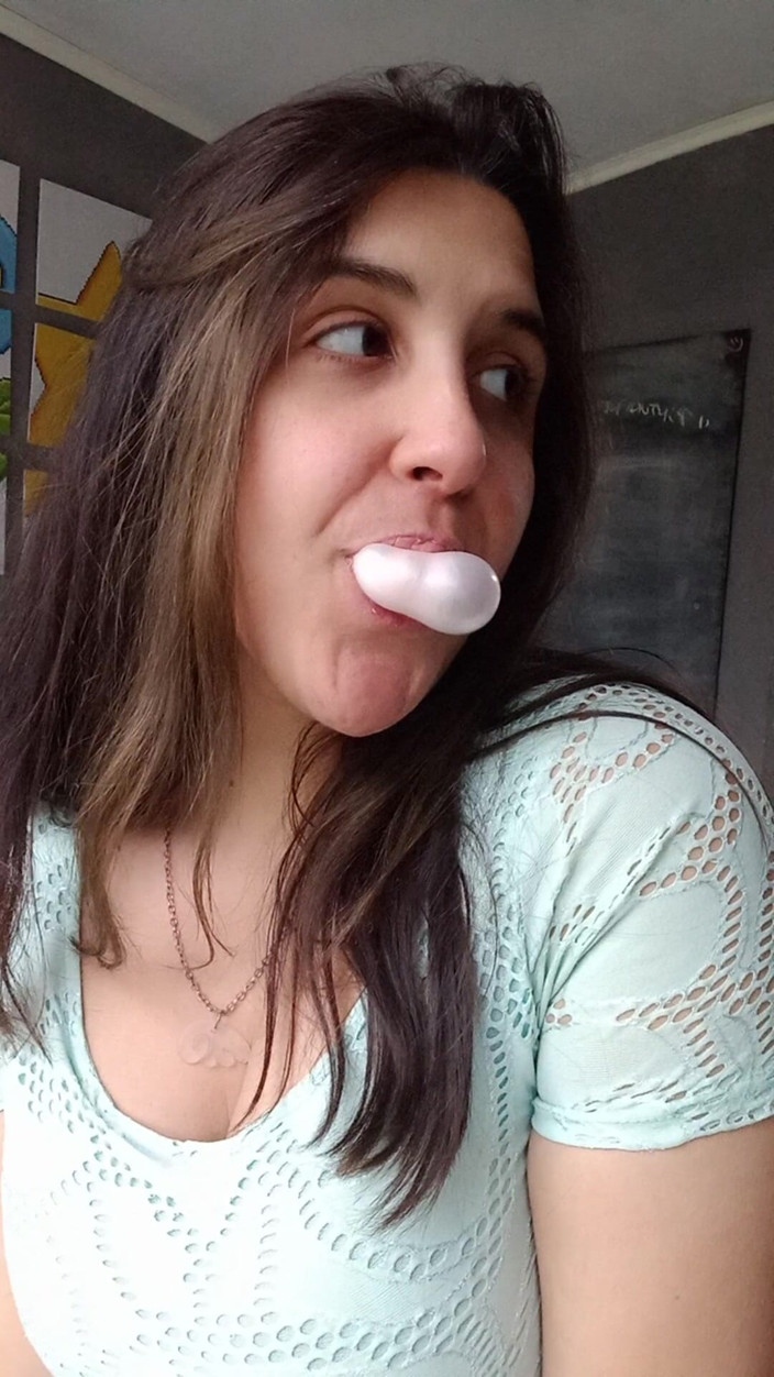 melu_world: Bubblegum zblízka Chew &amp; Blow - Bunny Looner