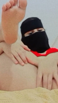 สาวอาหรับช่วยตัวเองด้วยมือ ท่าเย็ดเซ็กซี่