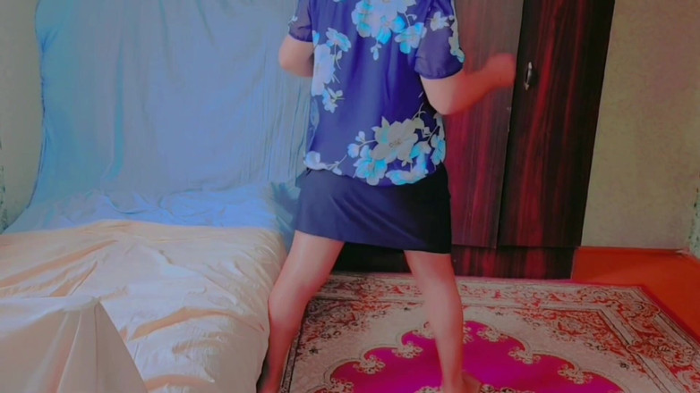Kitty_Cross: Caseiro compilação: Celebrando meu lado feminino
