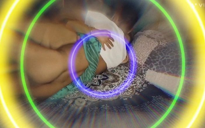 Xoxo Times: Ev yapımı romantik ateşli sikiş emiyor ön sevişme videosu