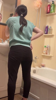 Hana Clean Her Face Then Nake in the End