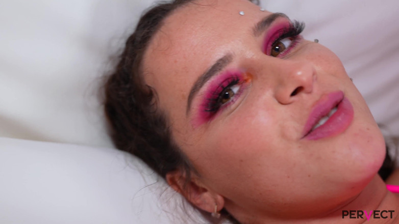 Pervect: Liz Rainbow Shows Little Brat Minni-joy How to Be a...