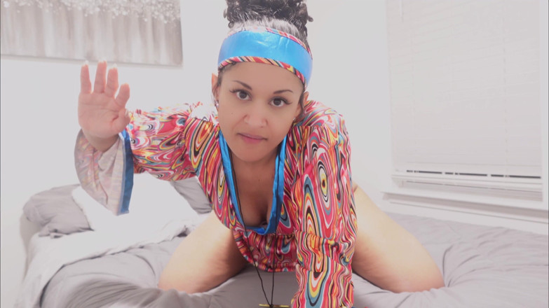 Kink in Time: Calisa Bliss Groovy 60s Jerk off Instrukcja POV Uwodzenie czeka!