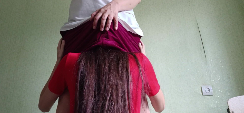 Lesbian-illusion: Я лижу пизду своєї гарячої мачухи
