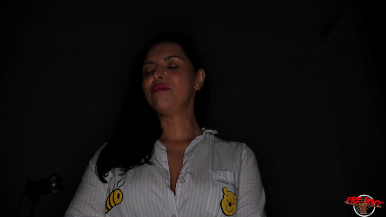 Freaky T: Busty MILF Kira Queen Handle Freakyt