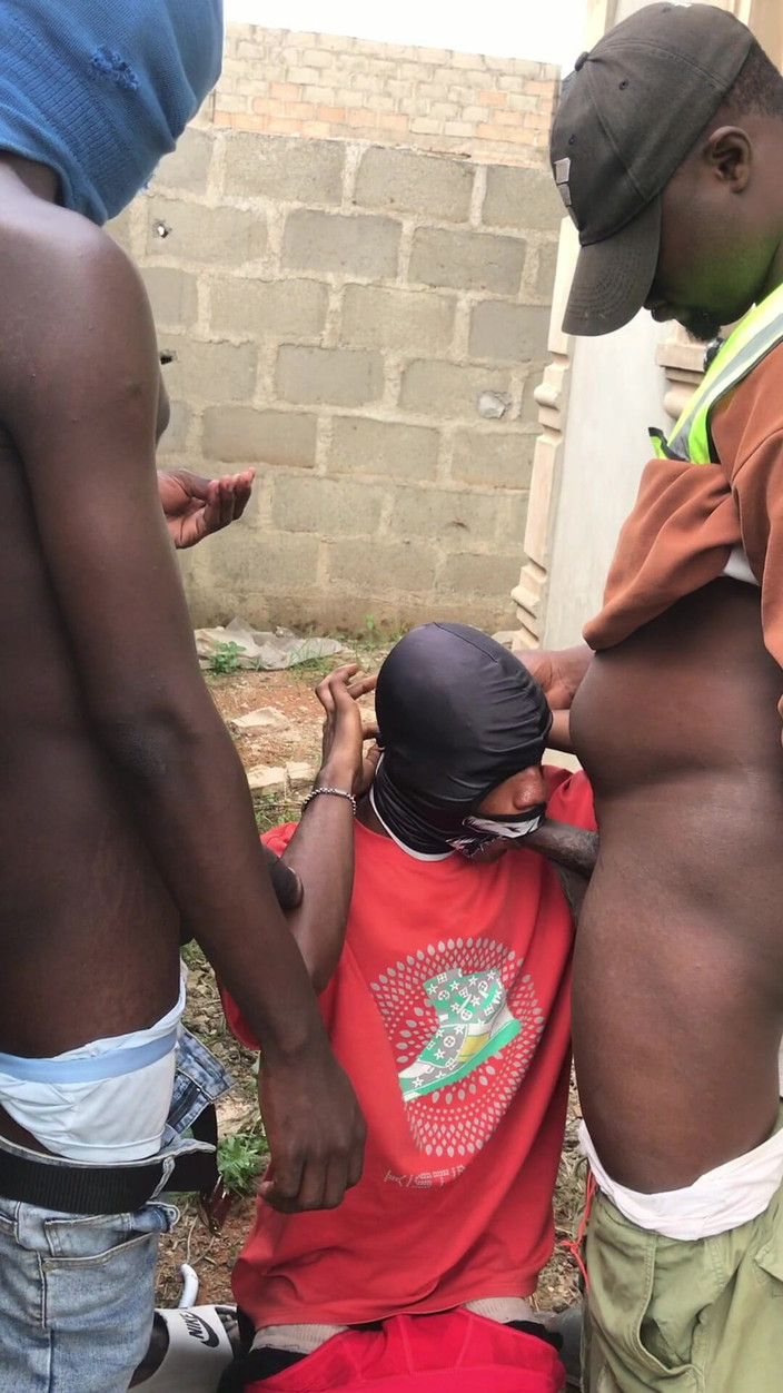 Sexylary: सांवली तीन काले लड़कों की तीन लोगों वाली चुदाई धूप में छूट गई