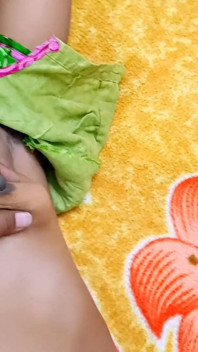 Pareja india del pueblo follando en video casero al estilo perrito