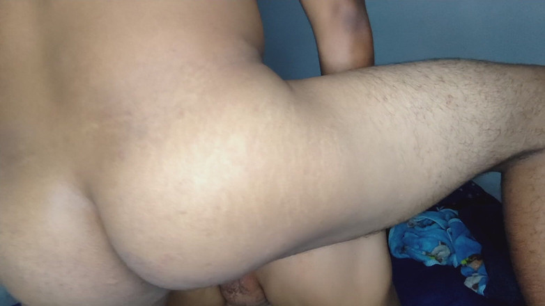 AngyAmazon: कंडोम के साथ अपने बैल के साथ चुदाई क्योंकि मैं गर्भवती नहीं होना चाहती लेकिन मेरा व्यभिचारी पति मुझसे जुड़ता है और चूत में वीर्य डालता है