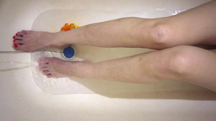Hairypussyangel: Sexy legs in the bath, footjob and handjob