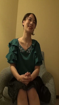 Rei - Housewife Pick-up (33y Old) Vol. 3