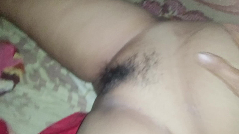 Citra: Coqueteando con madrastra mientras el padrastro está lejos, parte 2