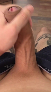 Masturbándose antes del gimnasio: esta noche, alejamos el club