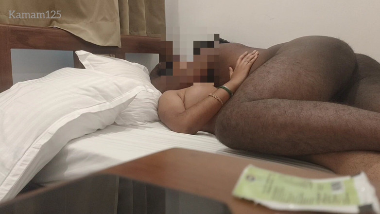 Kamaveriyan: Tamil Couples Romance Hard Fuck Oyo Room