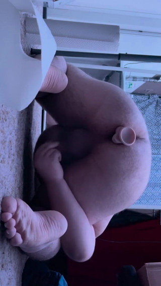 Chubbybidude: Chubby gay guy fills his ass with dildo