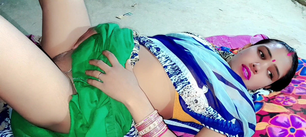 Renudbf: Söt desi indisk vacker styvsyster knullas med pojkvän full hindi...