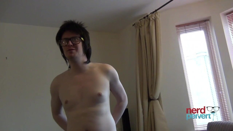 Nerd Pervert: Sandie caine - ngôi sao khiêu dâm huyền thoại đụ