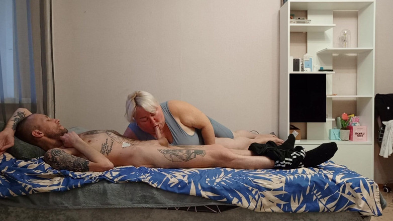 Zona901: La matrigna lo adora quando le sborro in bocca