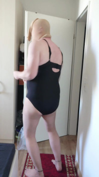Funny Dance in Body and Tights