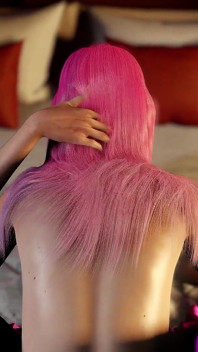 Sexo a três com duas garotas sensuais em primeiro plano