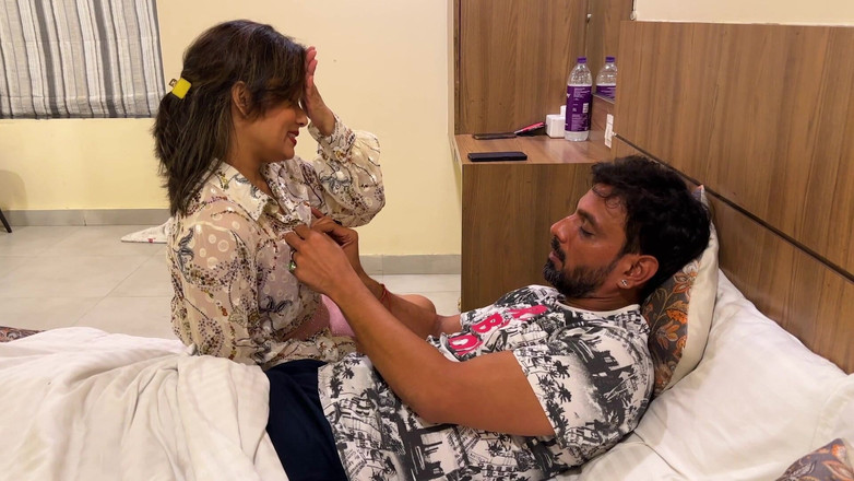 Next short: 美しいインドのバビは、朝の非常にハードなファックで夫と性交します