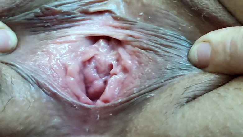 Erica Sweet: Fetiche de uñas y coño, culo