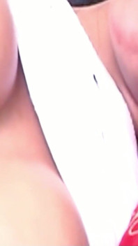 Latin travesti boşalmaya kadar tinder randevusunda sakso çekiyor