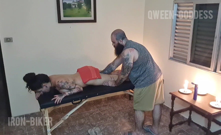 QweenSG: 내 첫 마사지 중 유혹당해