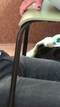 Sexy toes to lick