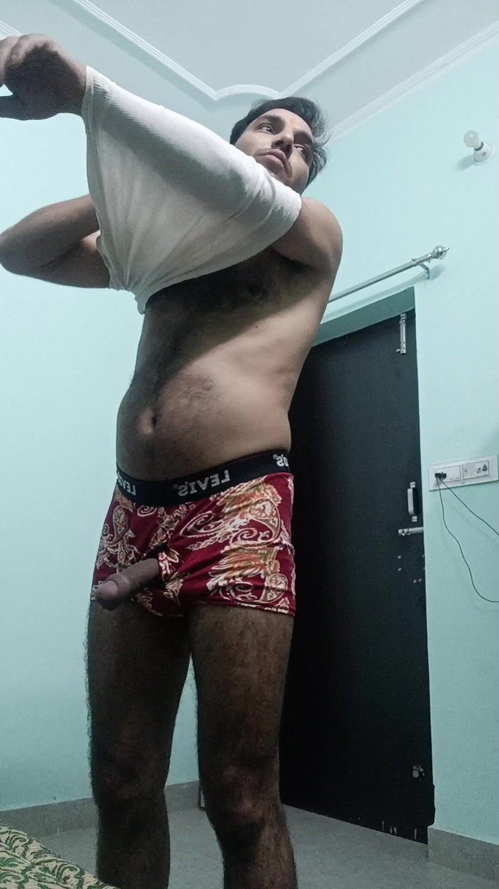 Rajasthani-old-lover: Indian desi man enjoys masturbation 