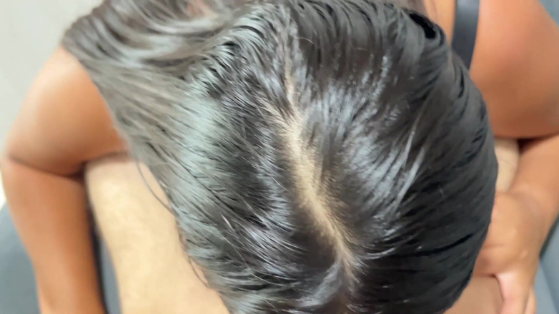 Cleo Denilo: 我和一个订阅了我的粉丝俱乐部一年的粉丝们