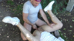 USED BAREBACK BY PORNSTARS HUGE COCK: Sexy mladá hetero vystříkaná do kundičky ve venkovním parku