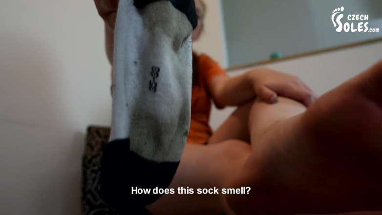 Czech Soles - foot fetish content: Umiliazione di scarpe, calzini e piedi sporchi