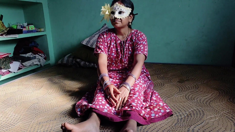 Vijay002: Lavanya spectacol solo cu țâțe lăptoase