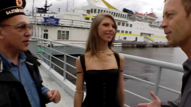 Rocco Siffredi porn: Krásná holka je ošukaná a hraje si se svým těsným...