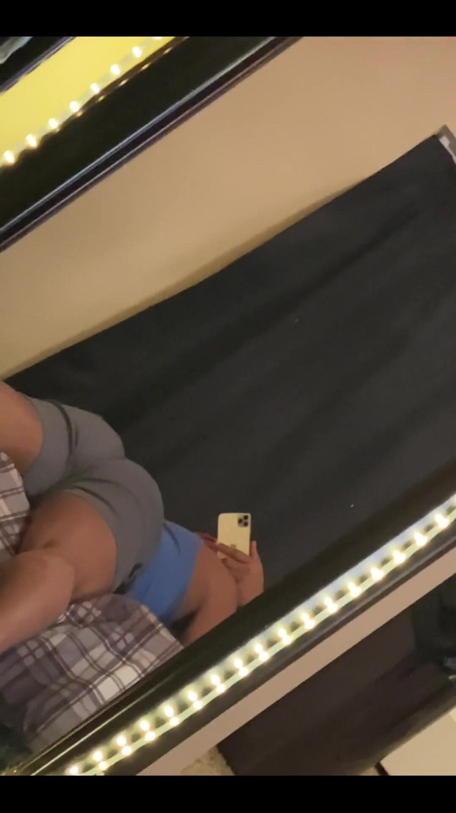 Lay Yo Head on My Pillows (Tailandxxx)