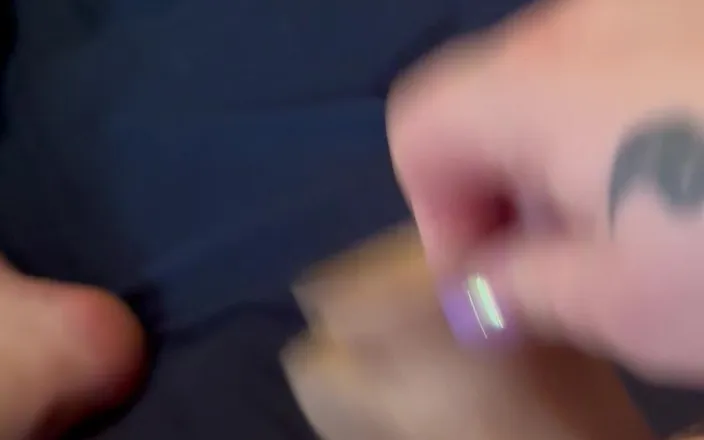 Deanna: BBW Solo Masturbation