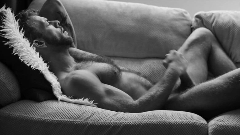 Ridley Dovarez | Gaysight: ガブリエル・フェニックスやジャークオフの芸術