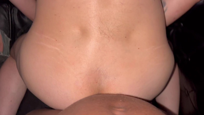 Rozebell: Apertado sissy hole esticado por pau real 1
