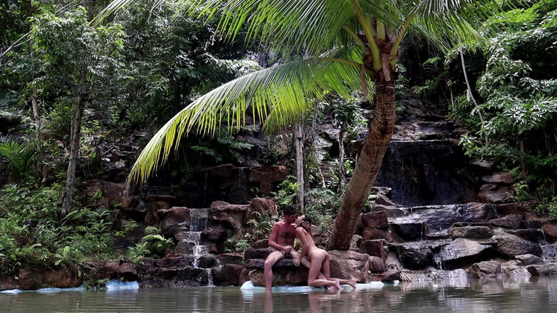 Magia Rosa: Couple réel, sexe dans une cascade en Thaïlande