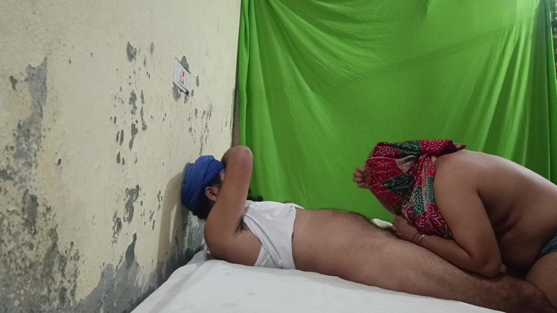MHM: Indian Punjabi Couple Best Blowjob with Light Moaning
