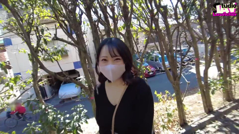 Studio JAV Launcher: Outdoor Gulp - a Sweet Muse Turns a Simple Walk Into...