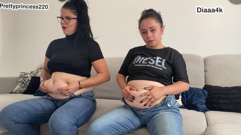 fartingclub01: 2 awek seksi bermain dengan perut dan kentut dalam seluar...